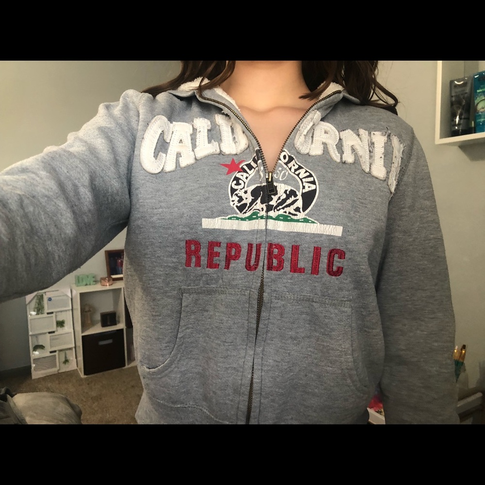 grey california republican hoodie! 💓